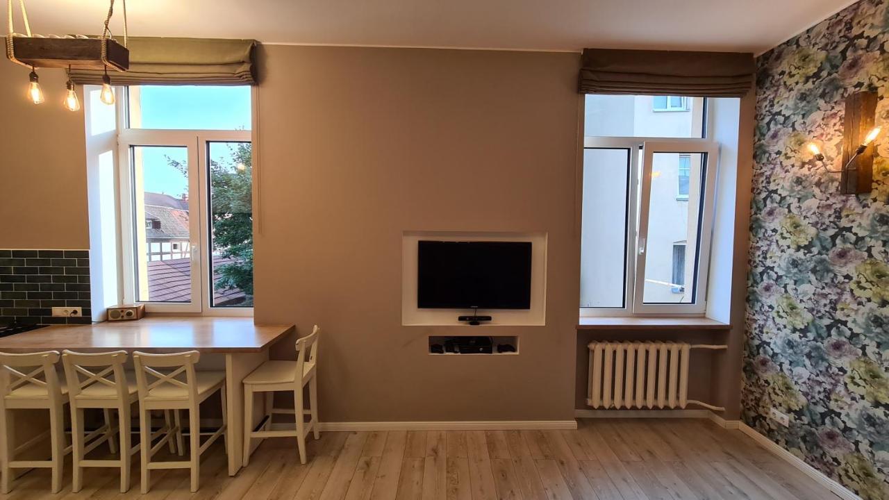 Family Apartment In Klaipeda Old Town Bagian luar foto